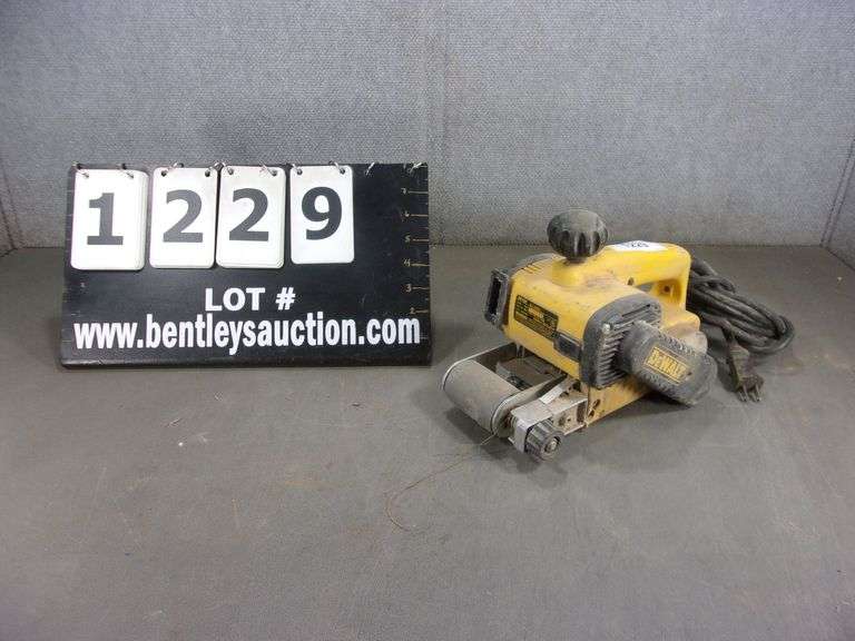 DEWALT DW430 BELT SANDER Bentley & Associates, LLC