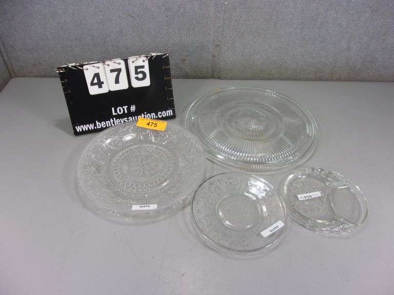 LOT 4 DESIGNED CLEAR GLASS PLATES Bentley & Associates, LLC