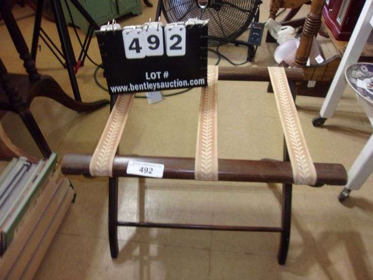 OAK SPINDLE LEG FOLDING LUGGAGE STAND Bentley & Associates, LLC