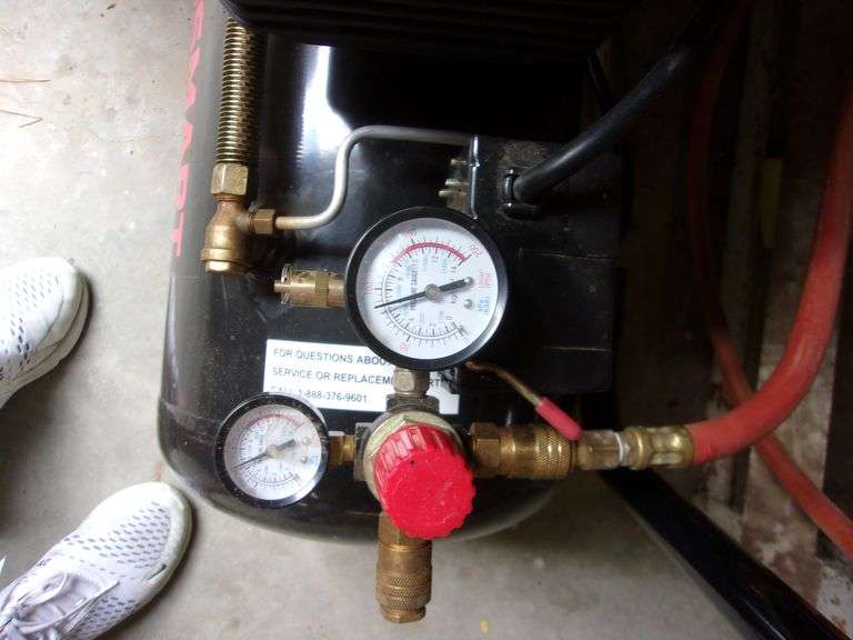 JOBSMART 10GALLON 125 PSI AIR COMPRESSOR Bentley & Associates, LLC