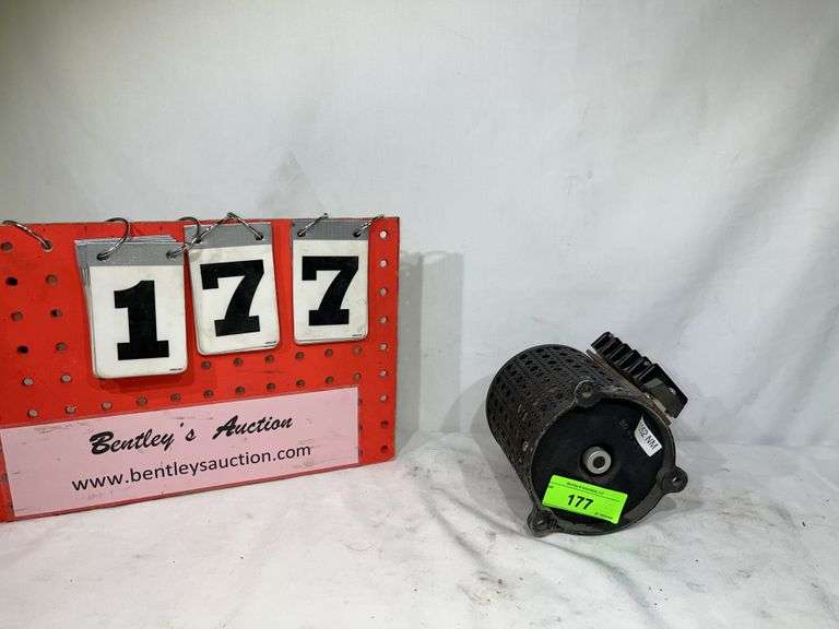 STANDARD ELECTRICAL PRODUCTS ADJUST A VOLT VARIABLE AUTO TRANSFORMER