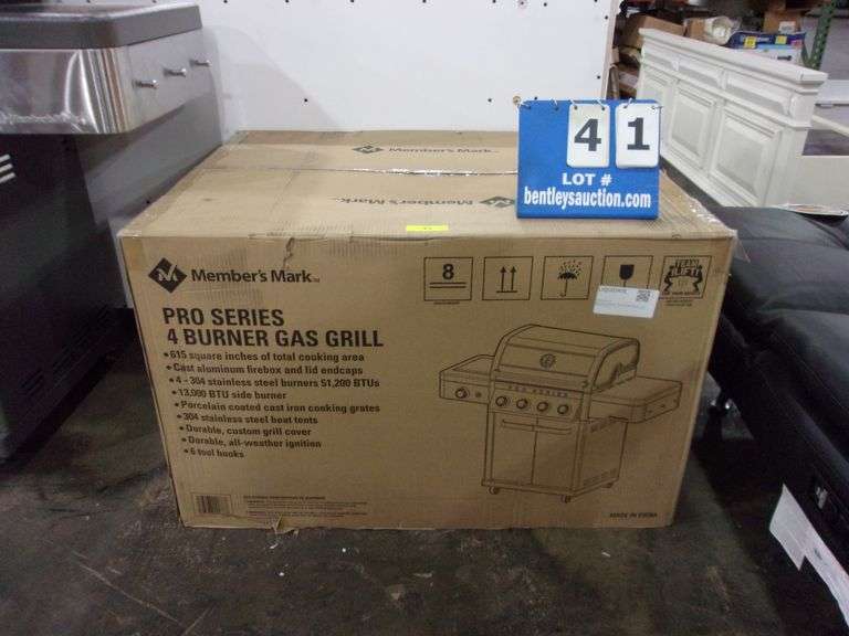 PRO SERIES 4BURNER STAINLESS STEEL GAS GRILL IN BOX Bentley