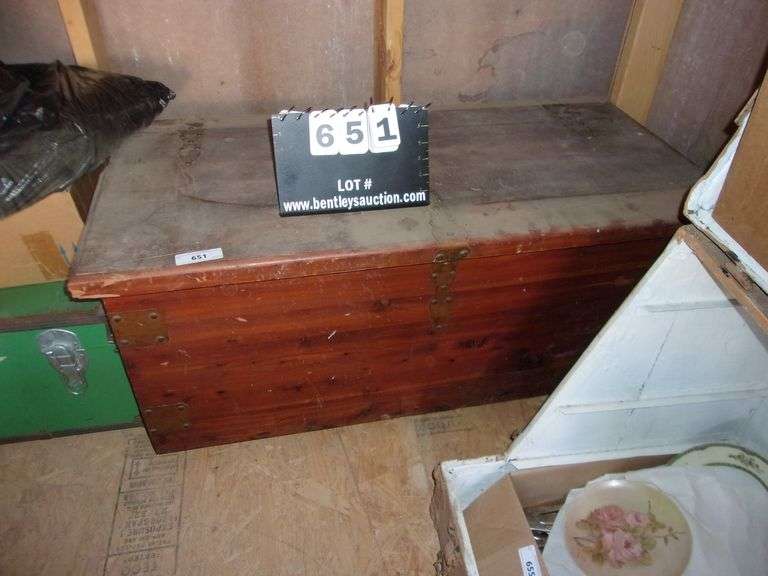 WOODEN CHEST W/ DOLLS, KITCHEN UTENSILS, WASHBOARD Bentley & Associates, LLC