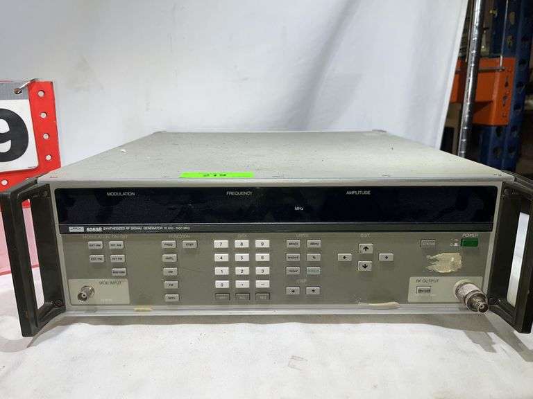 FLUKE 6060B SYNTHESIZED RF SIGNAL GENERATOR Bentley & Associates, LLC