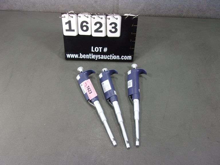 (3) RAININ PIPETLITE LTS 1000L MECHANICAL PIPET (FIRE LABEL) Bentley