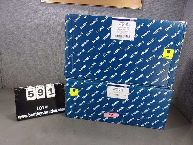 STACK 2 BOXES QIAGEN FILTER TIPS 1000 UL & 200 UL UNKNOWN IF FULL