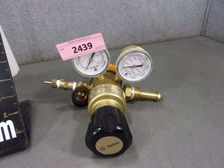 AGILENT 51834644 MULTISTAGE REGULATOR Bentley & Associates, LLC