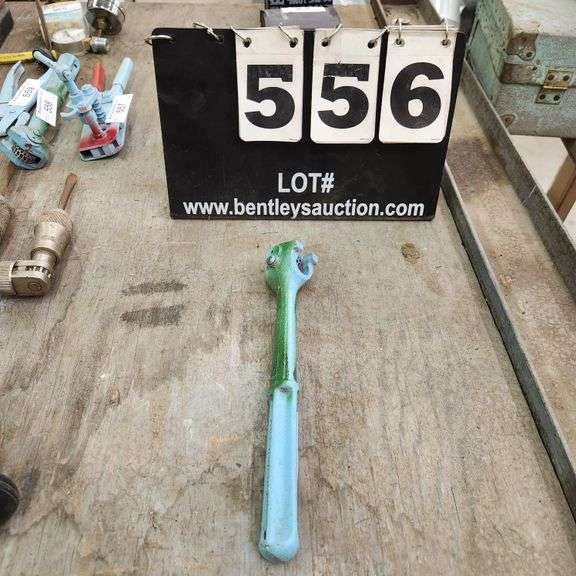 DESMOND URBANA WHEEL DRESSER Bentley & Associates, LLC