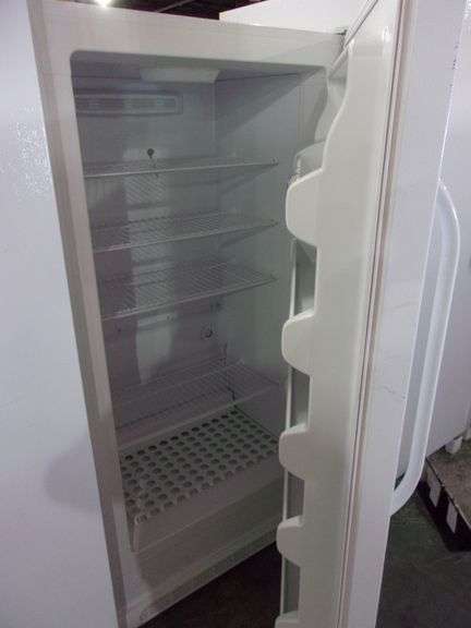 FRIGIDAIRE FFRU17B2QWD UPRIGHT FREEZER - YR-2019 (FIRE LABEL) - Bentley