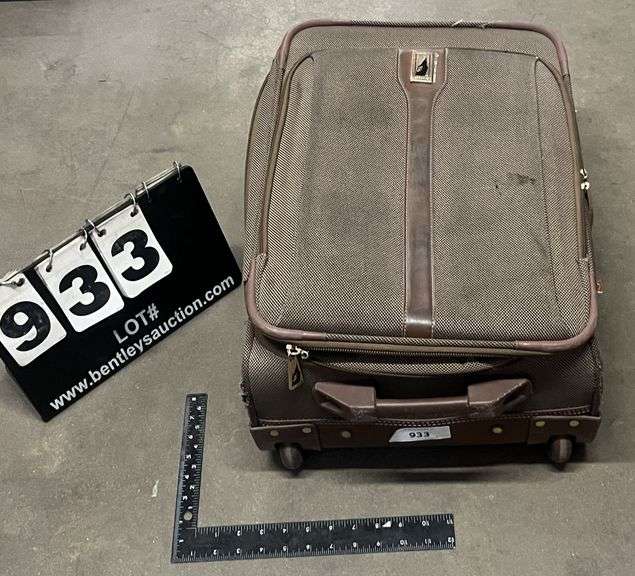 LONDON FOG LUGGAGE Bentley & Associates, LLC