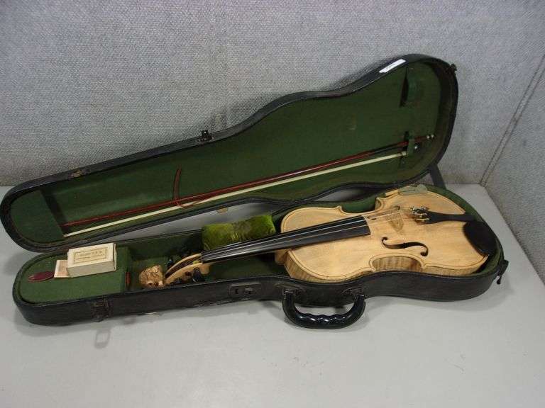 LIFTON VIOLIN CASE AND STRAINER VIOLIN Bentley & Associates, LLC