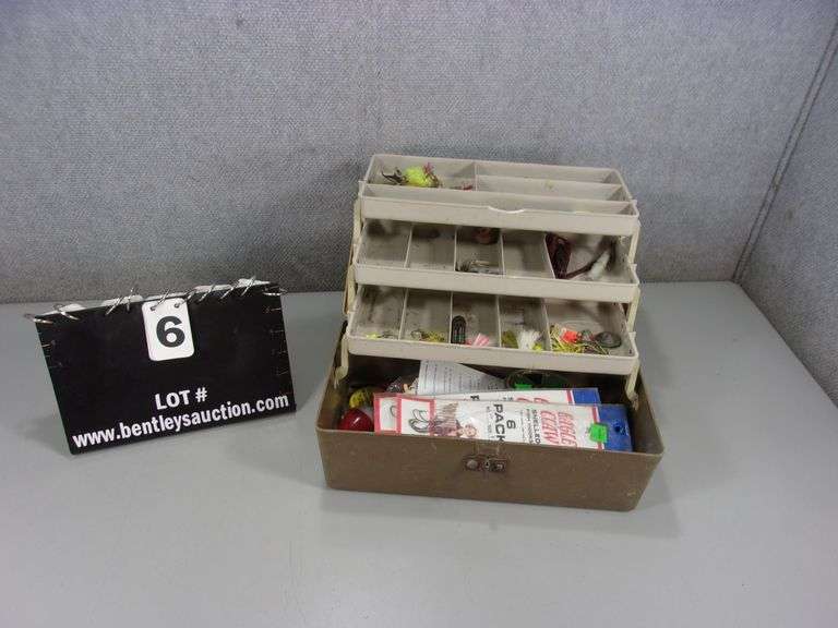 PLANO 5030 FISHING TACKLE BOX W/ HOOKS, BASS CASTING SINKERS, BOBBERS