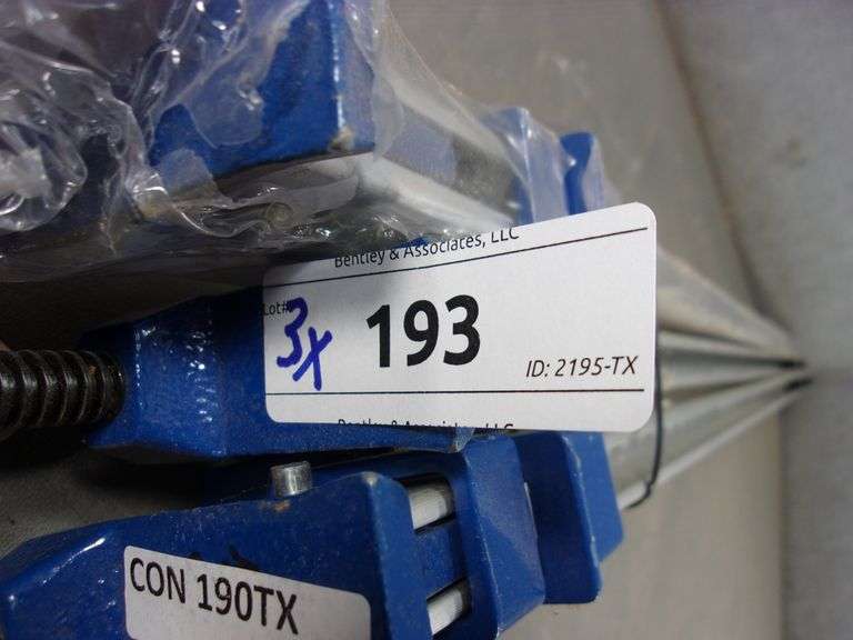 PITTSBURGH 48" ALUMINUM BAR CLAMPS (3X THE MONEY) Bentley