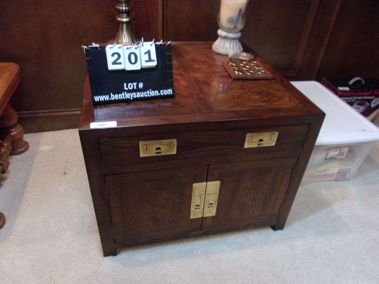 HENREDON WOODEN SIDE TABLE WITH DRAWER AND SPACE Bentley