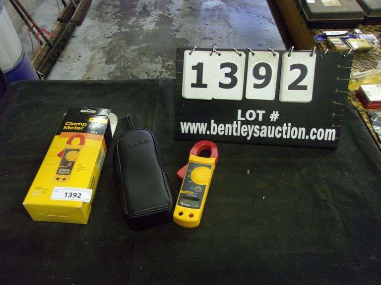 FLUKE CLAMP METER, MODEL 321 Bentley & Associates, LLC