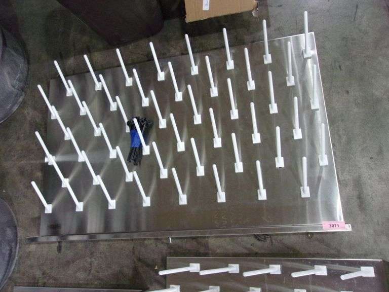 BEAKER DRYING RACK Bentley & Associates, LLC