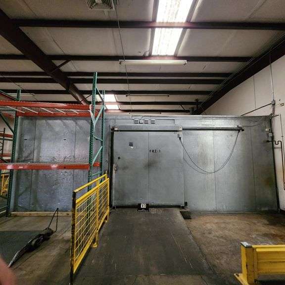 CASCADE 2000 WALKIN FREEZER, 26'L X 32'W X 10'H WILL BE