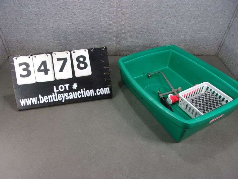 GREEN FOAM FLOWER PLANTER BED W/ SAMPLE ORGANIZER TRAY Bentley