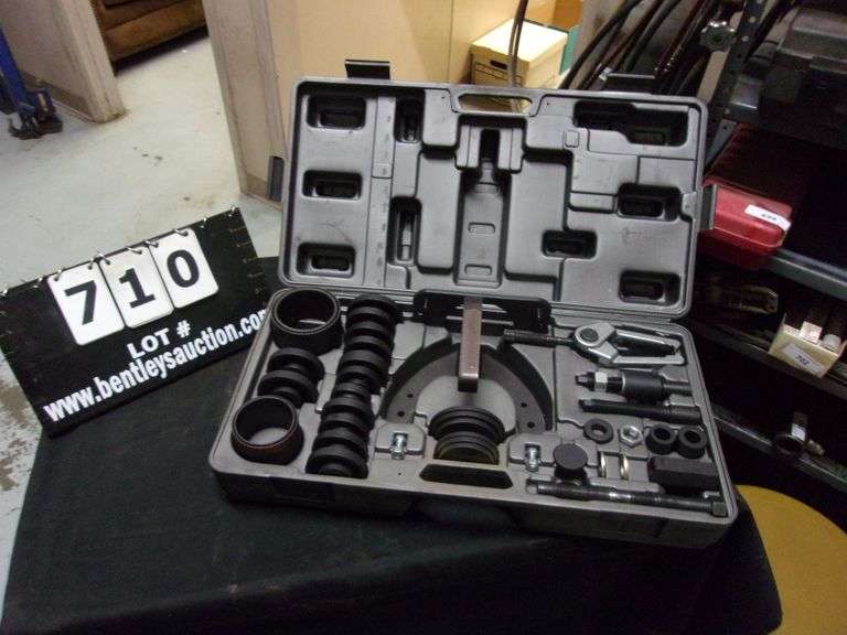 HUB TAMER FRONT WHEEL DRIVE SERVICE TOOL SET 6490 Bentley