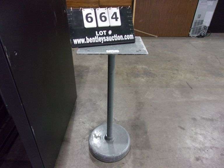 WEIGHTED BASE EQUIPMENT STAND Bentley & Associates, LLC