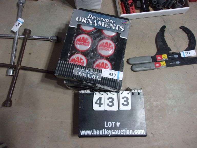 3 MAC TOOLS SPECIAL EDITION 6PIECE DECORATIVE ORNAMENT SET Bentley