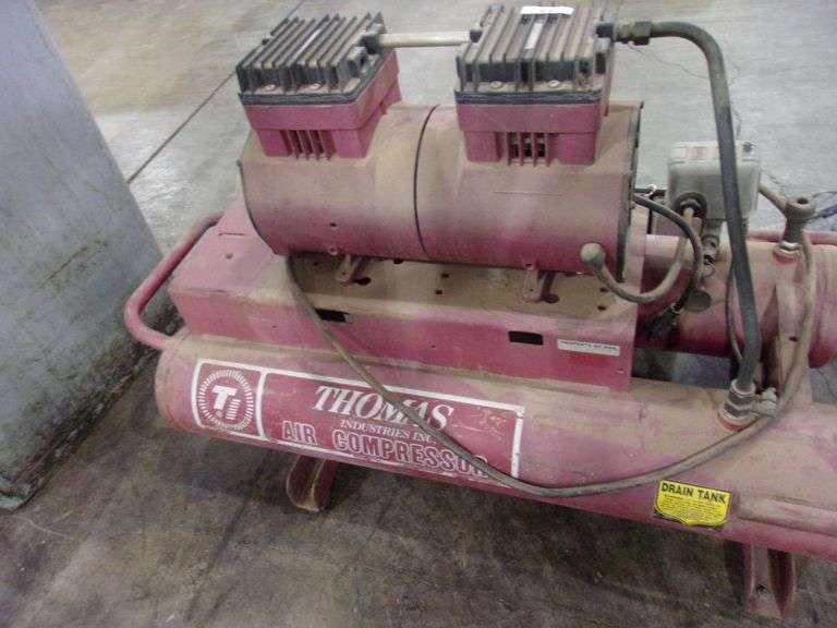 THOMAS INDUSTRIES INC PORTABLE ELECTRIC TWIN TANK AIR COMPRESSOR