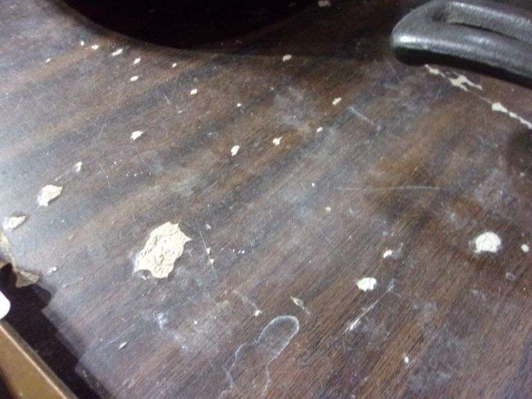 COMPRESSED WOOD TOP FOLDING TABLE Bentley & Associates, LLC