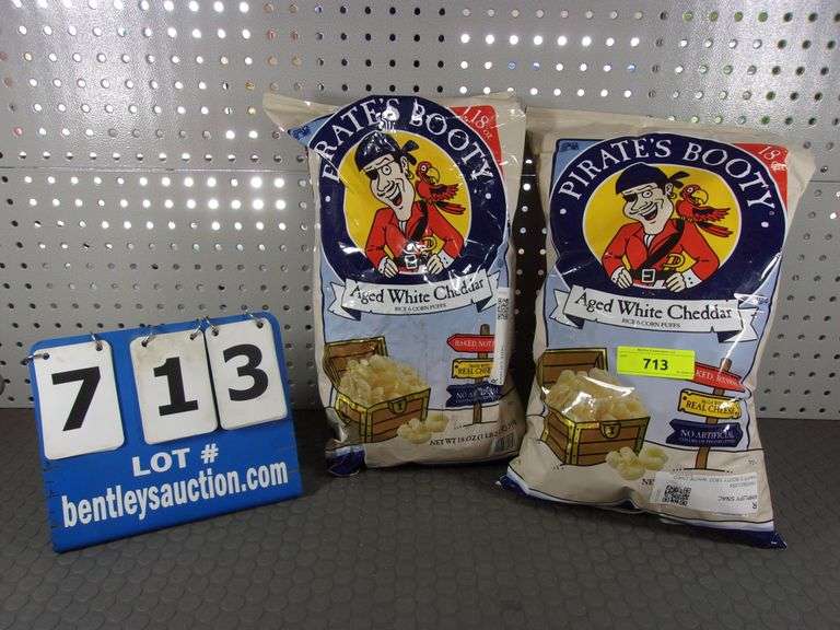 PIRATE'S BOOTY AGED WHITE CHEDDAR RICE CORN PUFFS (2X MONEY) Bentley