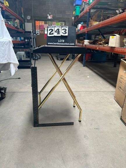 DECOR COMPCO PROJECTOR TABLE - Bentley & Associates, LLC