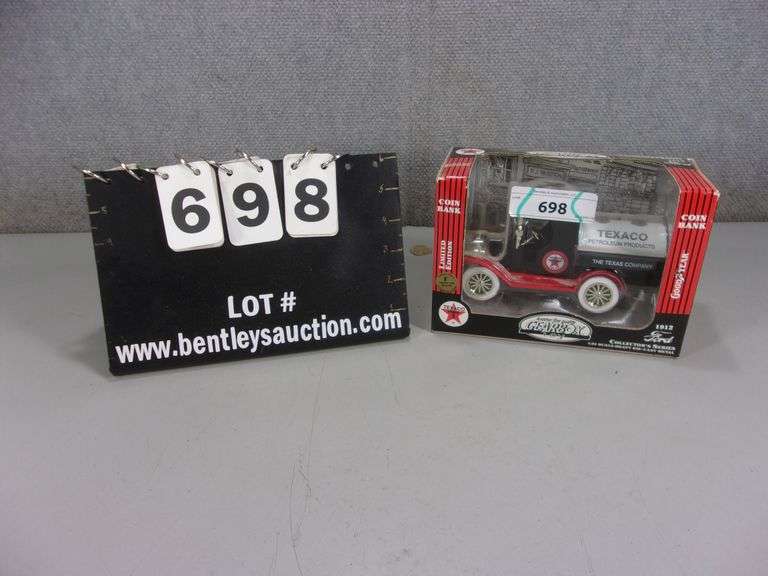 GEARBOX 1912 FORD TEXACO COIN BANK Bentley & Associates, LLC