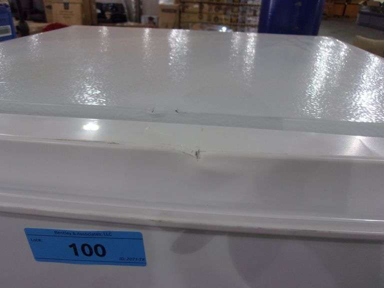 THOMSON FREEZER MODEL TFRF690 Bentley & Associates, LLC