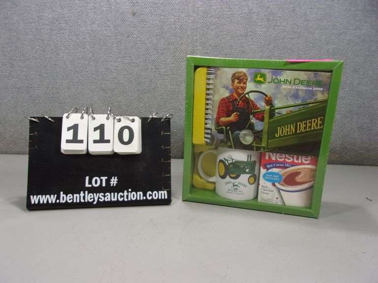 JOHN DEERE DESK CALENDAR 2009, JOHN DEERE MUG AND NESTLE HOT COCOA MIX