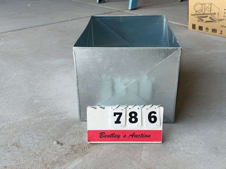 ALUMINUM STORAGE BOX NO LID Bentley & Associates, LLC