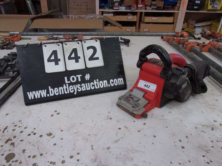 BLACK AND DECKER BELT SANDER, MODEL DS321 Bentley & Associates, LLC