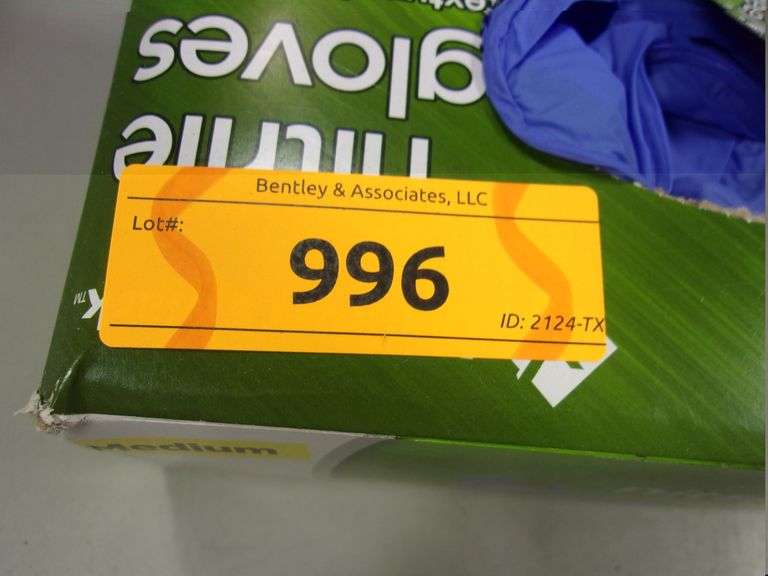 MEMBER'S MARK BLUE NITRILE GLOVES MEDIUM OPENED Bentley