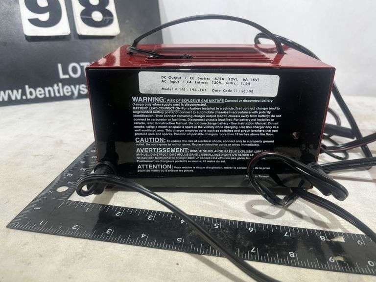 CENTURY BATTERY CHARGER 6 & 12 VOLT Bentley & Associates, LLC