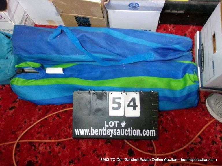 BLUE & GREEN FOLDING LAWN CHAIRS W/ CARRYING CASE (2X MONEY) Bentley