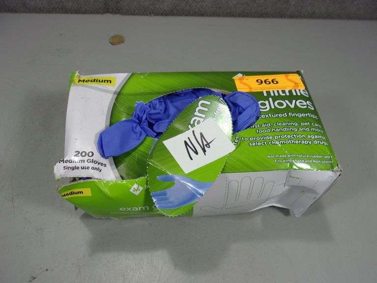 MEMBER'S MARK BLUE NITRILE GLOVES MEDIUM OPENED Bentley