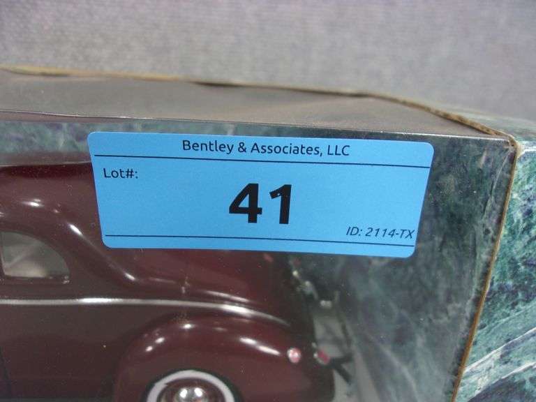 MINIATURA CARRO AMERICAN MUSCLE 1934 FORD COUPÉ HOT ROD - Hobby Ciência