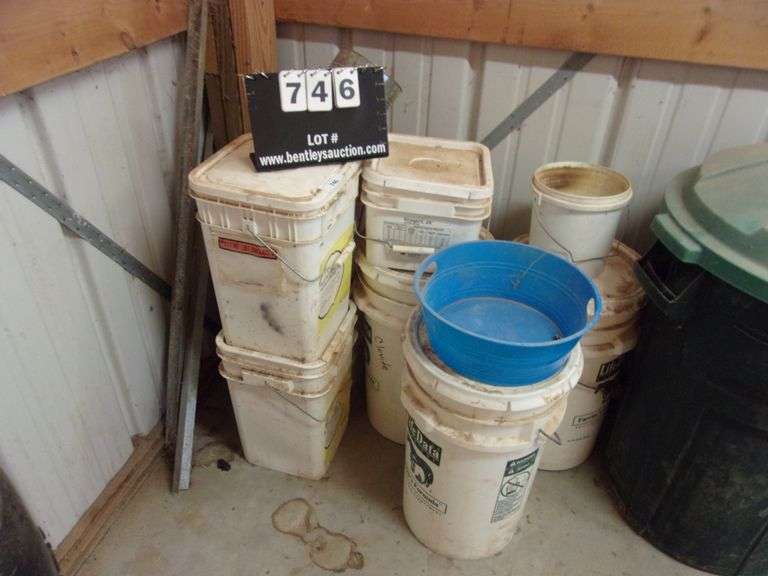 LOT EMPTY PLASTIC BUCKETS Bentley & Associates, LLC