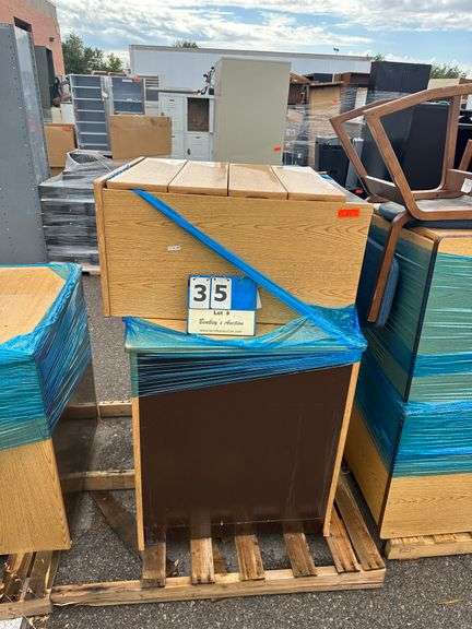 PALLET: ASSORTED WOOD FURNITURE (3X MONEY) - Bentley & Associates, LLC