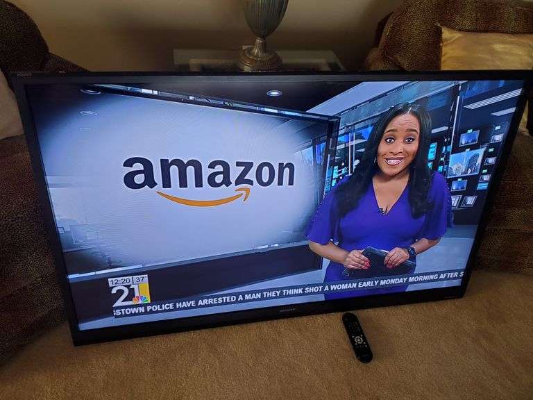 Sharp Aquos LC60LE600U 60" LED tv w/ 3 hdmi inputs and digital optical