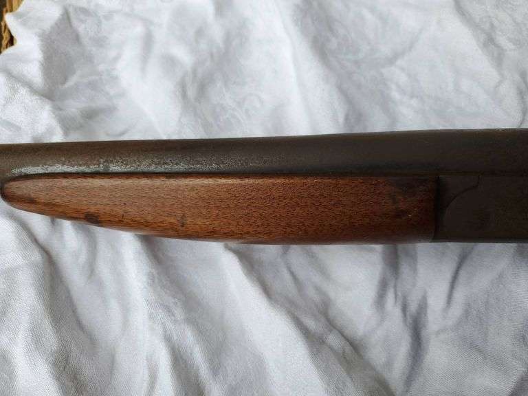 Iver Johnson Champion 12 gauge shotgun, single shot with crack down