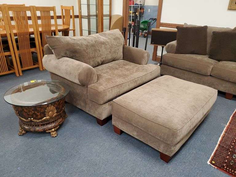 Klaussner home furnishings oversized light brown chair with foot