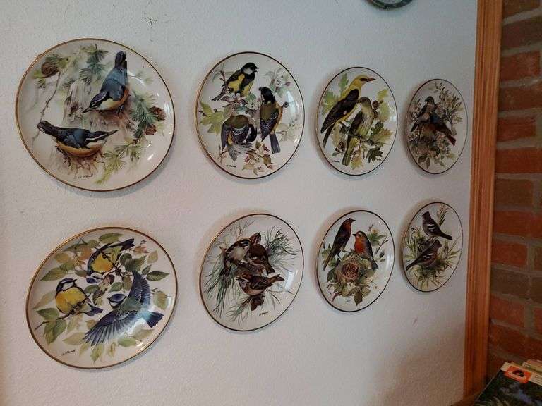 Set of 8 WWF bird plates, Bradford exchange BidAssets Online Auctions