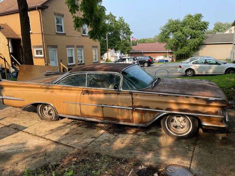 Classic Cars, Musical Instruments, Vintage Toys, Glass, Pottery, Tools, Collectibles. Huge Lifetime Collection! Struthers, OH, OH