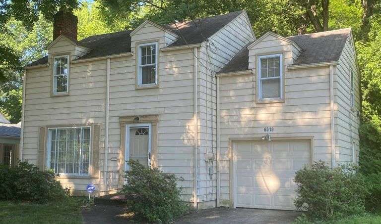 6518 Glenwood Ave., Boardman, OH 44512 3BR 2BA 2 Story Real Estate
