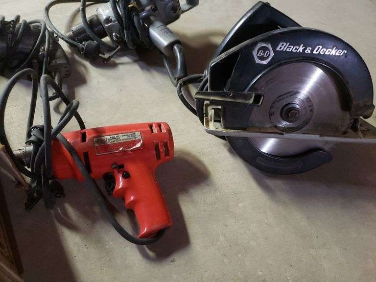 Group including Black & Decker circular saw, hammer drill, assorted