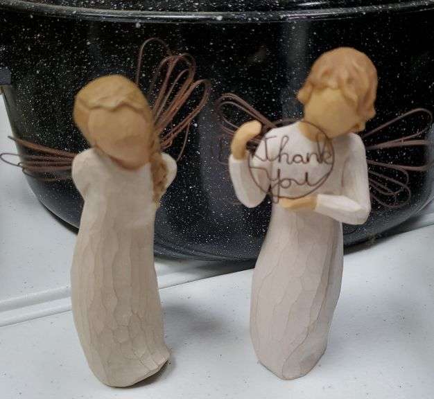 Two Willow Tree figurines Thank You and Just For You... Great room