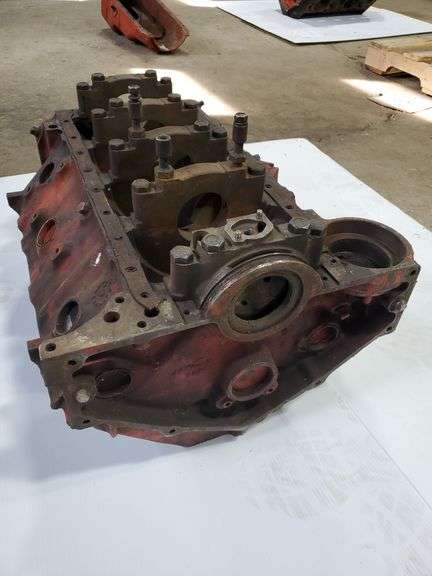Classic Car Auto Parts, Blocks, Crankshafts, Manifolds, Carburetors, Corvette Wheels, More! North Lima, OH